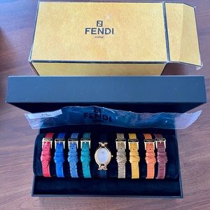 Vintage Fendi 640L watch with interchangeable bands: new and unused